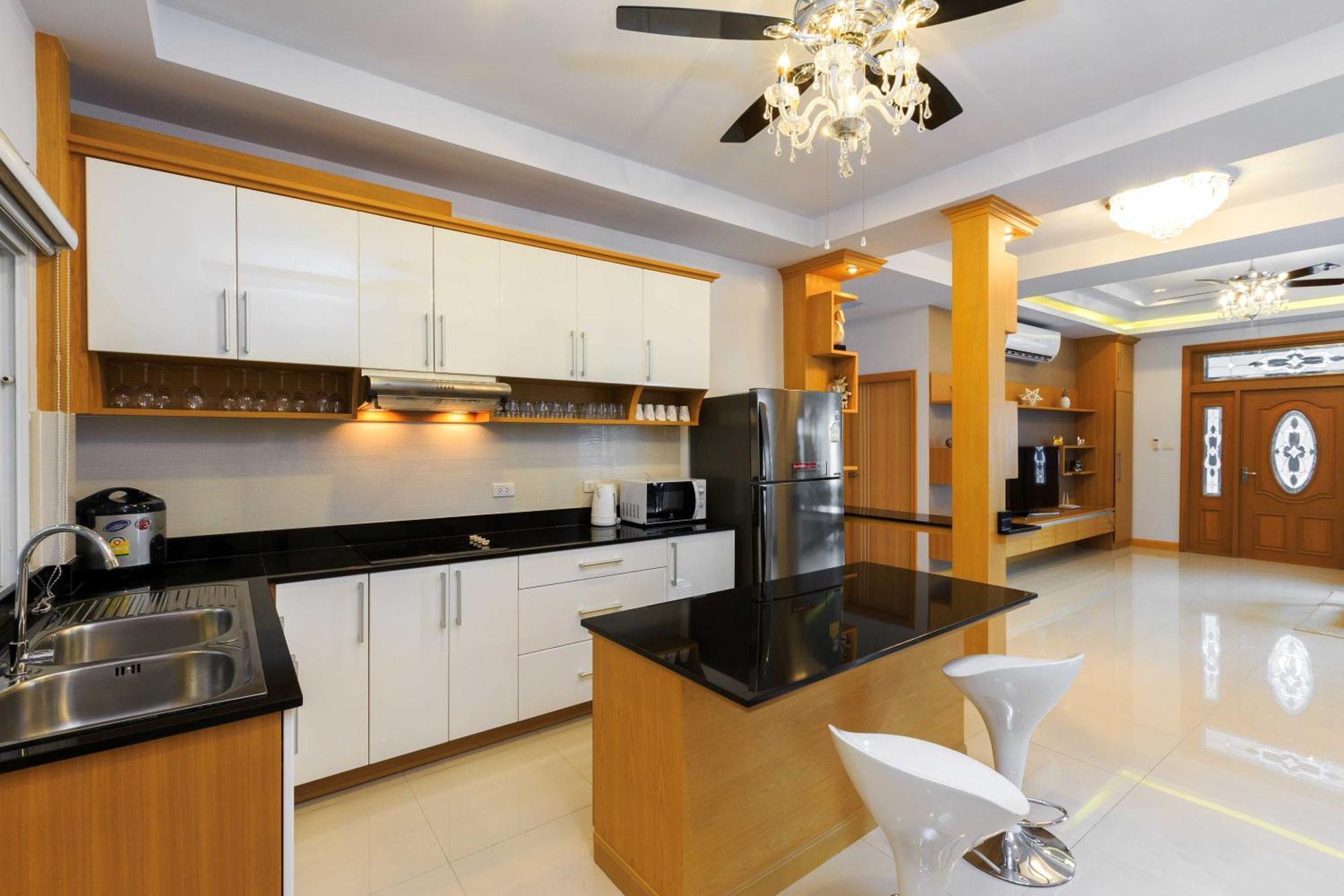 Pattaya Private Villa - Pool,Sauna,Snooker,Bbq Exterior foto